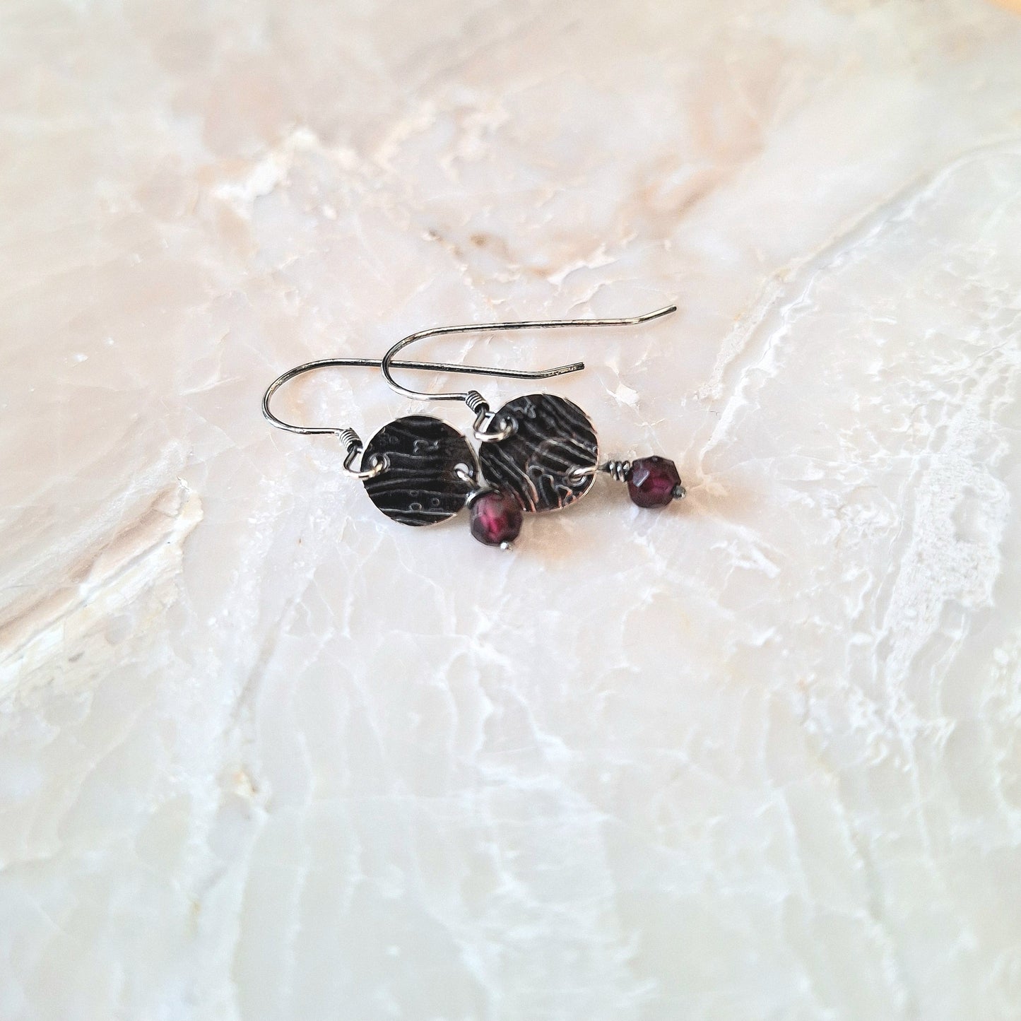 Greater Love Small Woodgrain Disc & Garnet Earrings in Sterling Silver