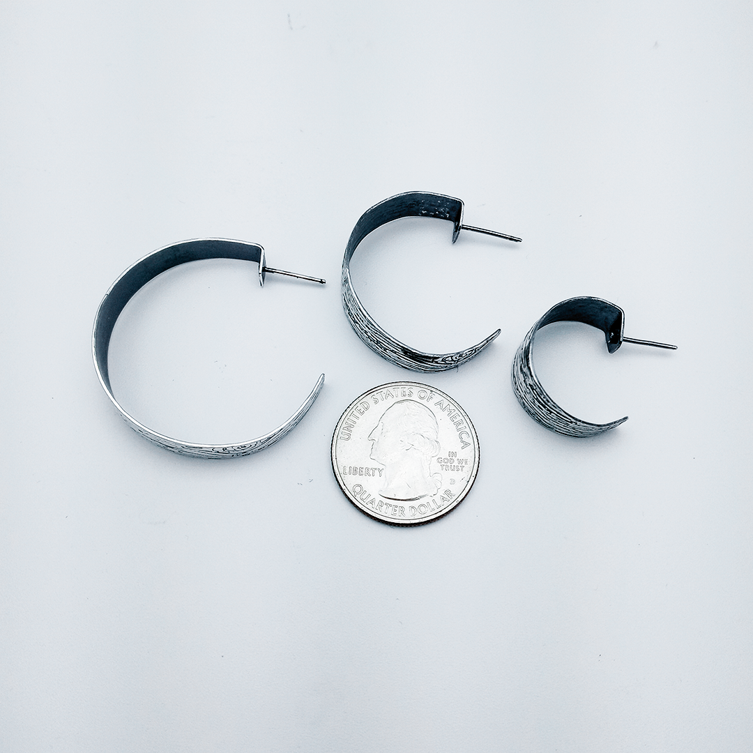 Greater Love Sterling Silver Woodgrain Hoop Christian Earrings